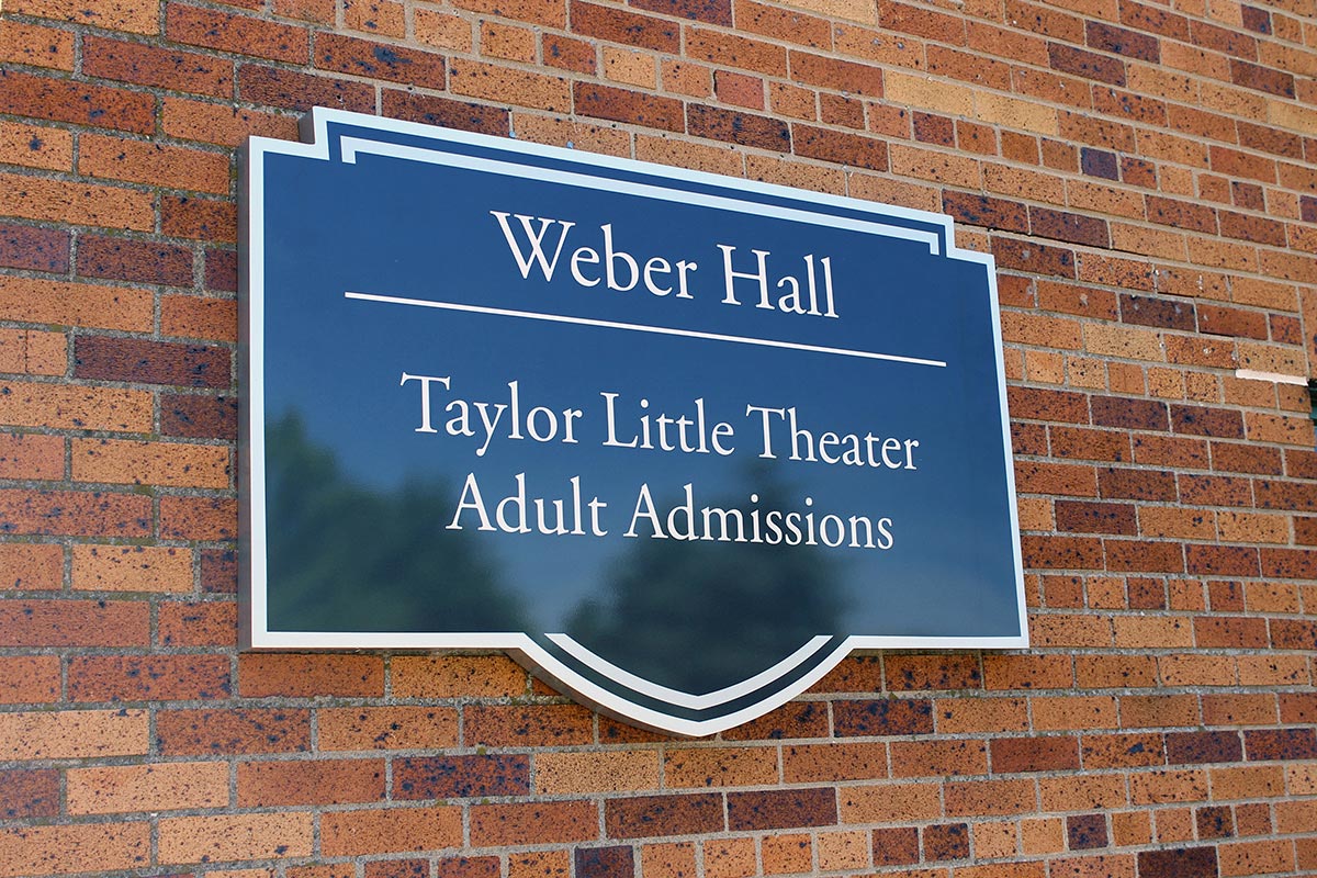 hed-300-aluminum-post-and-panel-img-2134