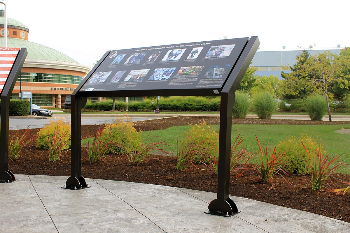 hed-300-aluminum-post-and-panel-img-3553